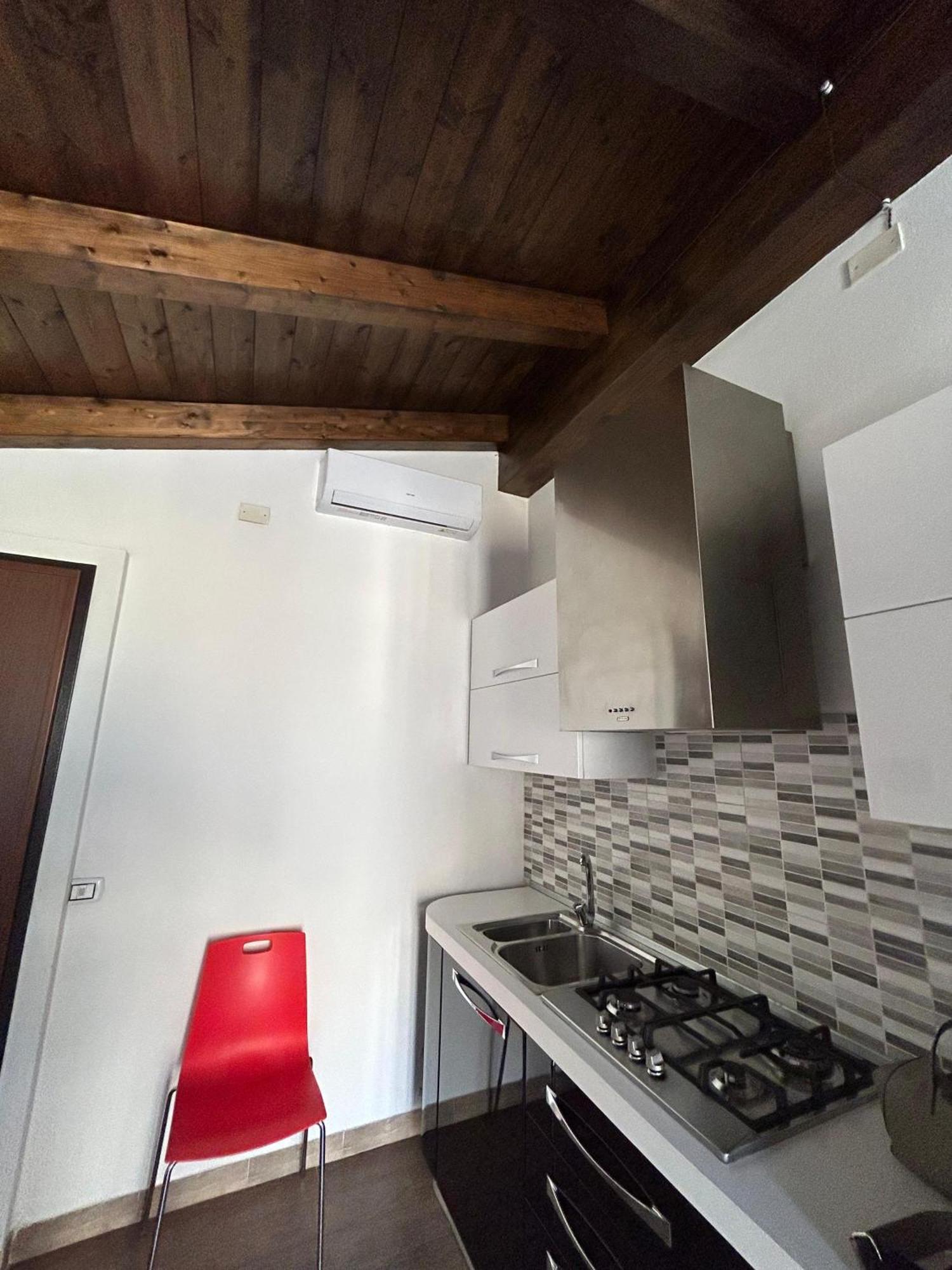 Appartamento Con Terrazzo Privato E Netflix Cagliari Exterior foto